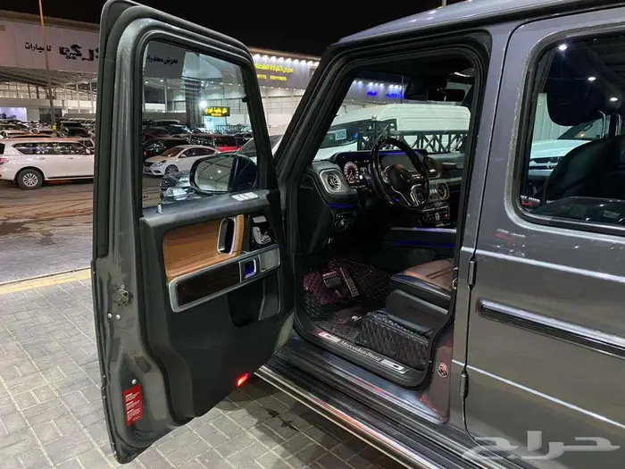 مرسيدس جي 500 موديل 2022 رصاصي ماشيه 63000كم 27