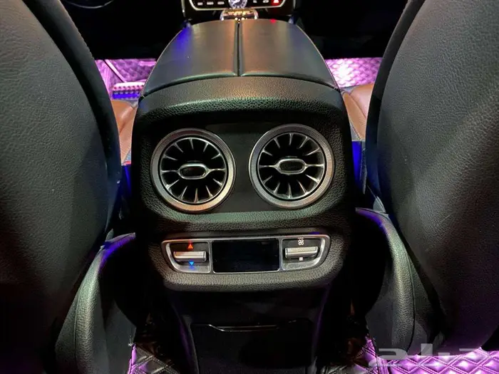 مرسيدس جي 500 موديل 2022 رصاصي ماشيه 63000كم 36