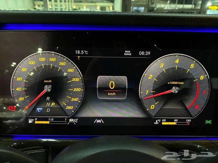 مرسيدس جي 500 موديل 2022 رصاصي ماشيه 63000كم 8