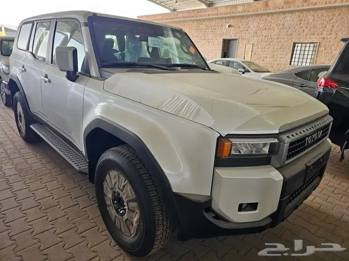 تويوتا برادو txl1 ابيض وذهبي اقل سعر 3