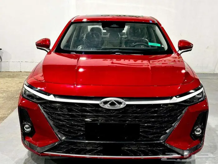 شيري اريزو 8 2025 أنيقة من بعيد ذكية من قريب فخامة 7