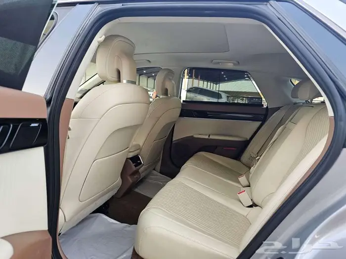 هونداي ازيرا 2024 كاليجرافي 8