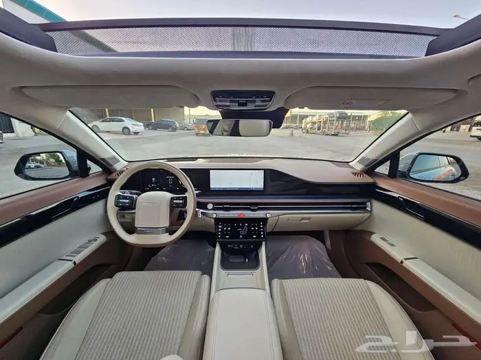 هونداي ازيرا 2024 كاليجرافي 15