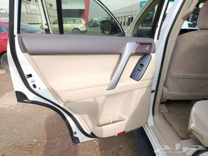 تويوتا برادو ديزل موديل 2021 12