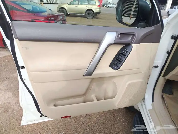 تويوتا برادو ديزل موديل 2021 13