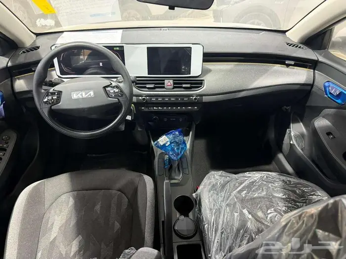 كيا كي 3 ستاندر 2025 - كورنيش 3