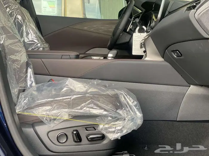 لكزس RX 350 CC موديل 2025 - داخلي اسبريسو - عرض نهاية العام 14