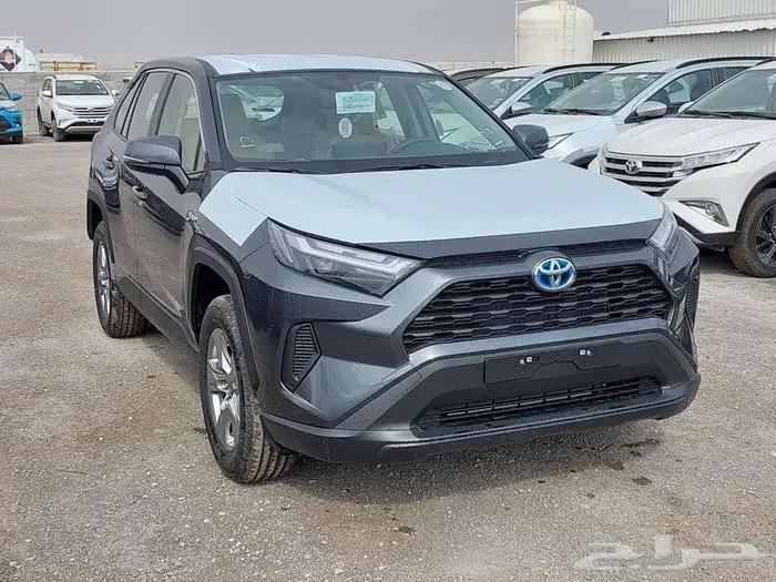 تويوتا راف فور LE دفع رباعى هايبرد موديل 2025 0