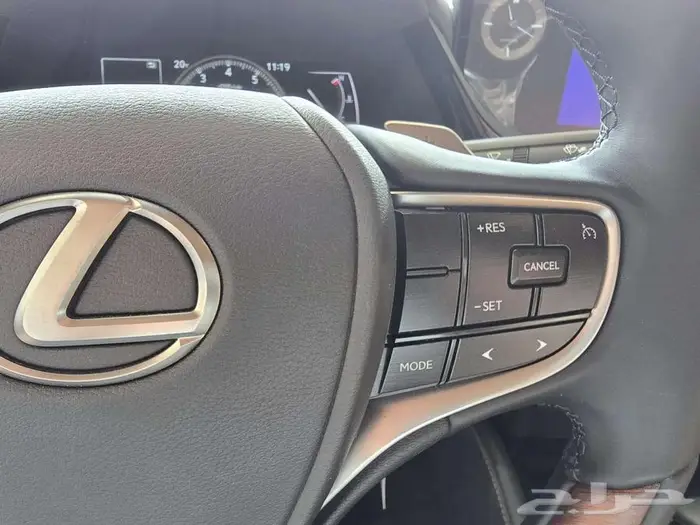LEXUS. ES 350 2025 CCاستندر 6