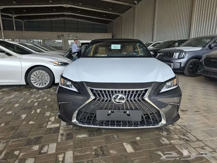 LEXUS. ES 350 2025 CCاستندر 0