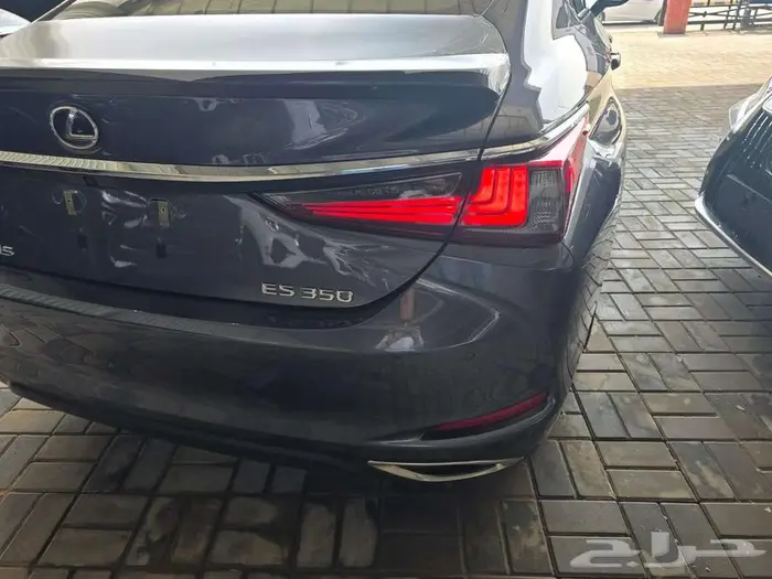 LEXUS. ES 350 2025 CCاستندر 24