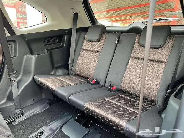 تويوتا انوفا gl 2025 7