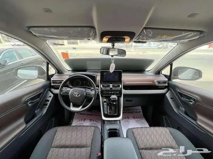 تويوتا انوفا gl 2025 4