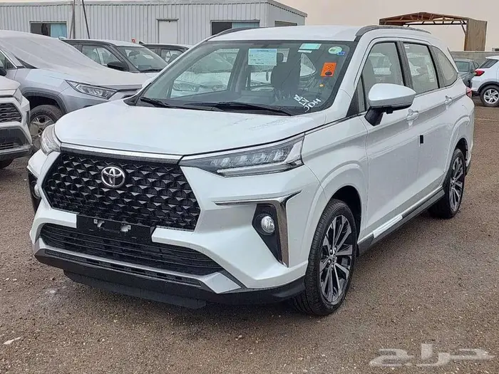 تويوتا فيلوز GLX موديل 2025 0