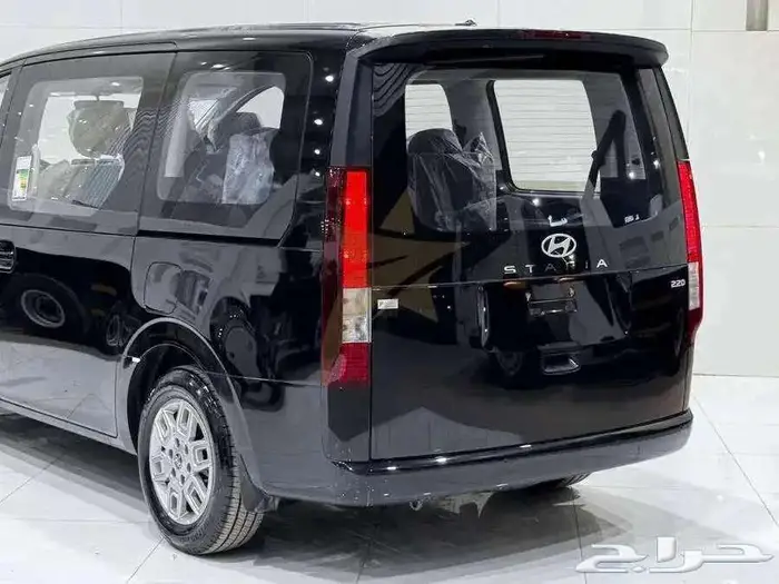 هيونداي ستاريا 2025 ديزل 9 و 11 راكب اقل الاسعار 8