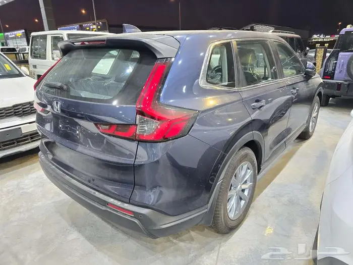 هوندا C_RV موديل 2025 سعودي 4