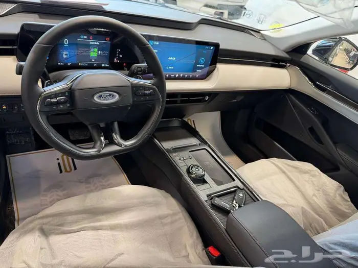 فورد توريس تيتانيوم رصاصي واسود2026 12