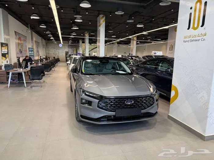 فورد توريس تيتانيوم رصاصي واسود2026 11