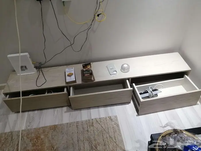 للبيع طاولة طعام عدد 6 كراسي 1