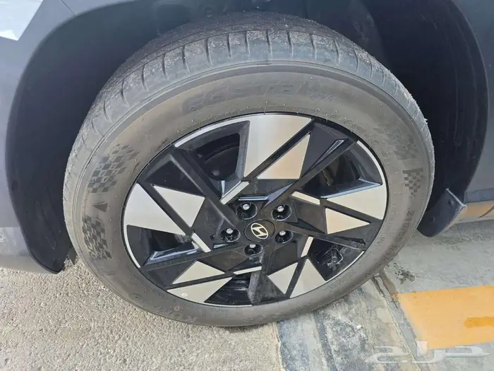 هونداي كونا بريميوم 2.0 فتحه سقف موديل 2025 13