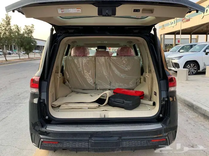 جكسار S الساير 2024 اسود 6