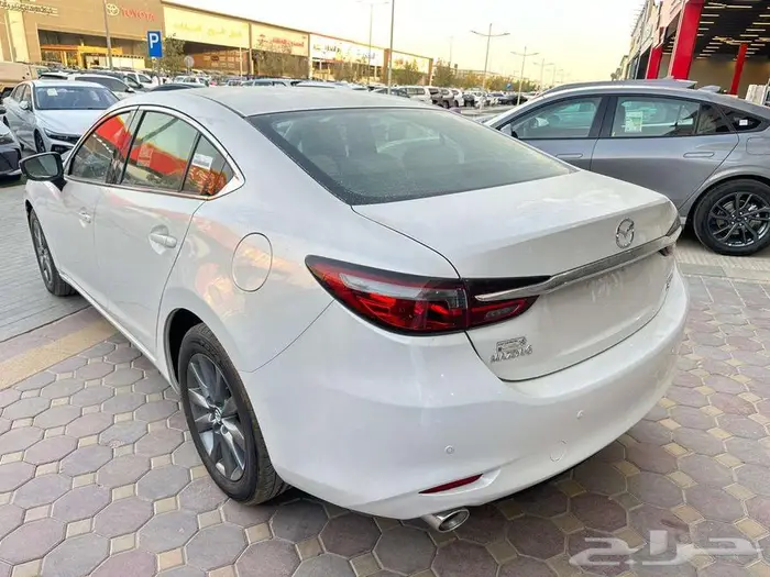 مازدا 6 2025 خليجي (اصفار) ستاندر 4 سلندر 2000cc 3