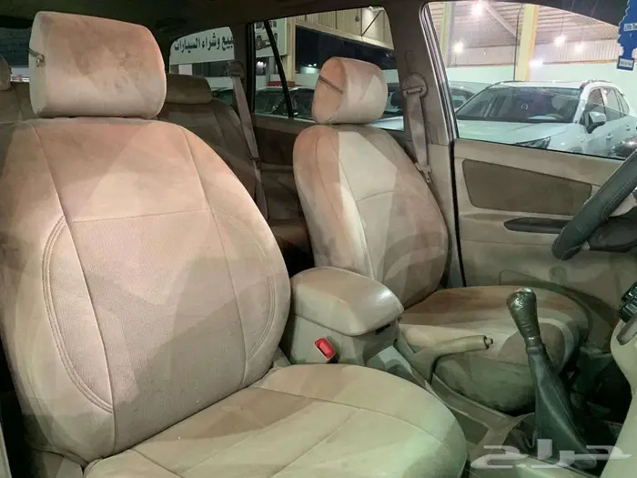 تويوتا انوفا موديل 2015 11