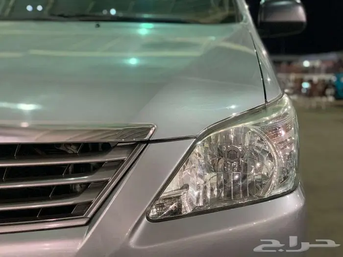 تويوتا انوفا موديل 2015 3