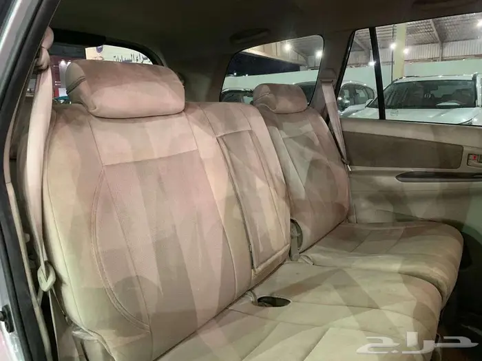 تويوتا انوفا موديل 2015 13