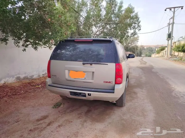 يوكن 2008 نظيف 5