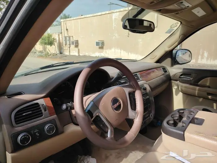 يوكن 2008 نظيف 6