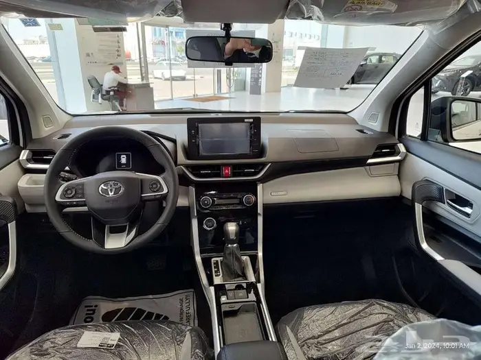 تويوتا فيلوز 2025 جميع الالوان GLX 5