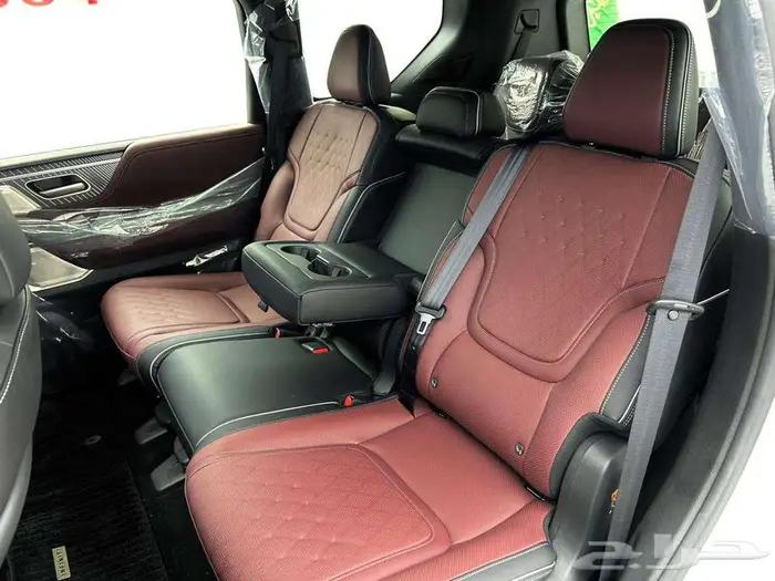 انفينتي QX80 اوتو جراف 2025 قيادة تجمع بين القوة والفخامة 20