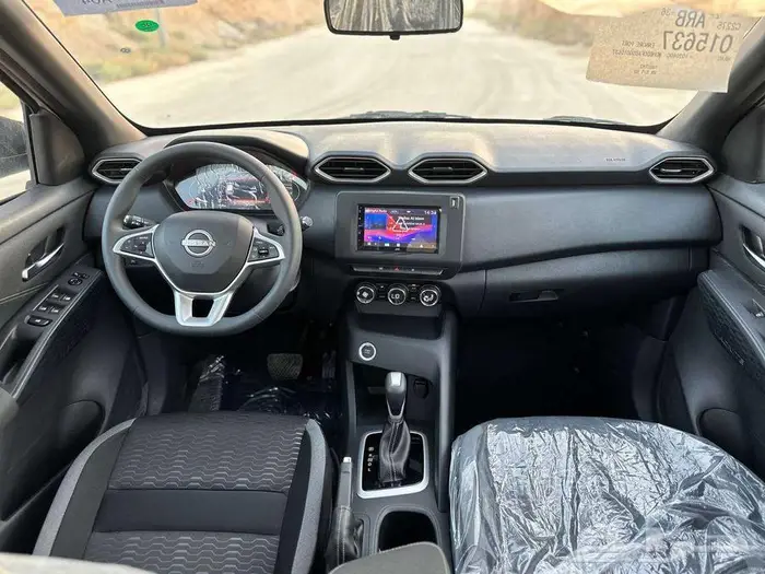 نيسان ميجنايت 2025 5