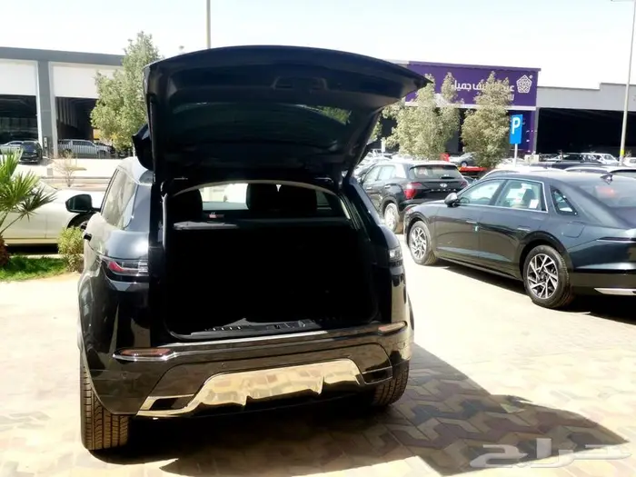 رنج روفر ايفوك SE P250 L موديل 2025 (جديد) 16