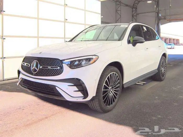 Mercedes GLC 300 - 2025 - 17.600KM 0