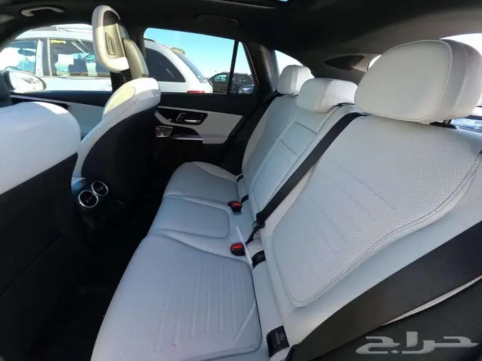 Mercedes GLC 300 - 2025 - 17.600KM 12