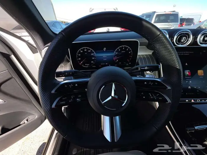 Mercedes GLC 300 - 2025 - 17.600KM 8