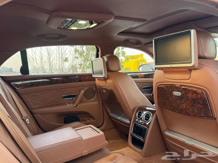 فلاينج سبير كونتنيال وكالة 8