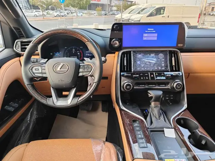 لكزس LX 600 BB فل كامل 2025 سعودي بطاقة جمركية 4