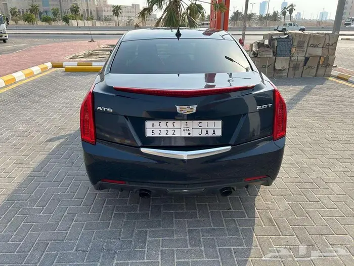 2017 كاديلاك 4