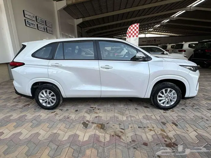 تويوتا انوفا GL 2.0 بنزين 2026 كاش واقساط 6