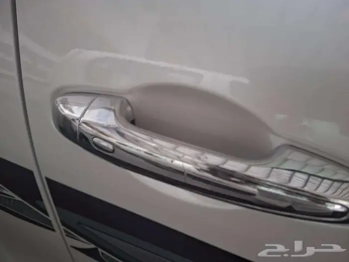 تويوتا هايلكس S-GLX دبل قير عادي 2025 4