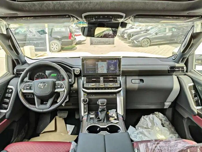 تويوتا لاندكروزر في اكس ار VXR موديل 2024 باقل سعر 22