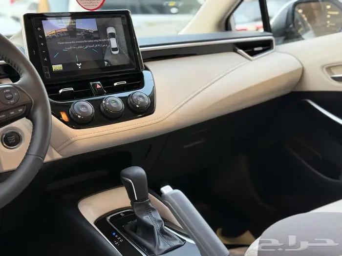 تويوتا كورولا GLI 2.0 فتحه بنزين 2025 3