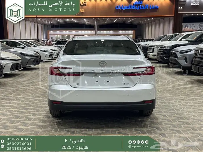 تويوتا كامري E ستاندر تيتانيوم هايبرد 2025 سعودي اقل سعر 4