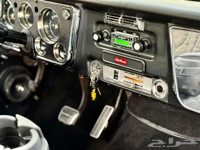 شيفروليه سلفرادو C10 350 كلاسيك مجدد موديل 1972 16