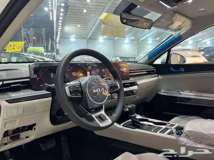 كيا K5 ستاندر مطور بانورما 2025 6