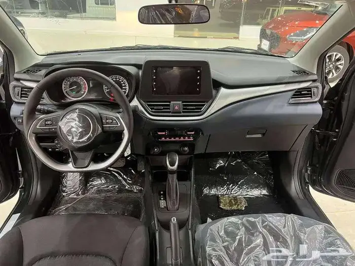 سوزوكى بالينو ستاندر 2025 1