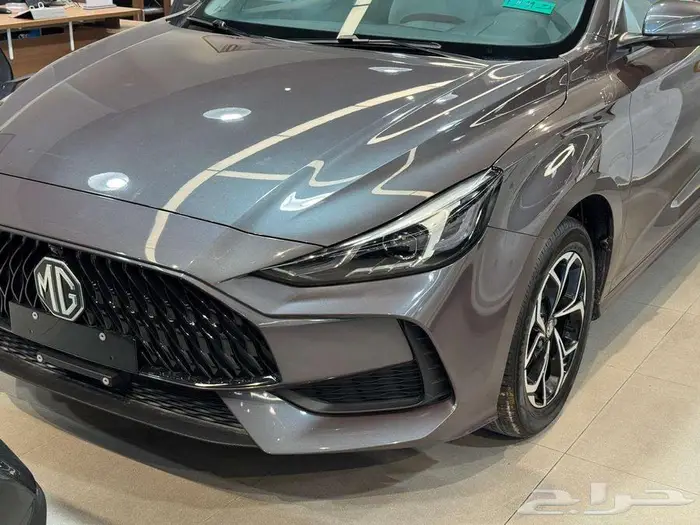 ام جي 2024 GT استندر 9